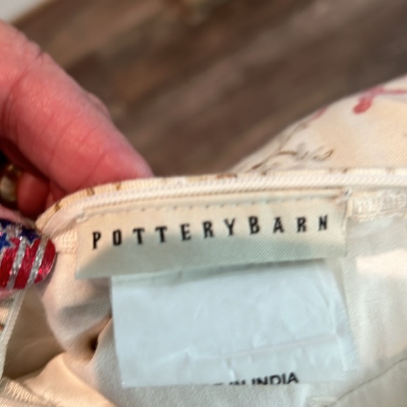 Pottery Barn Seashell Print Lumbar Pillow - Picture 3 of 3